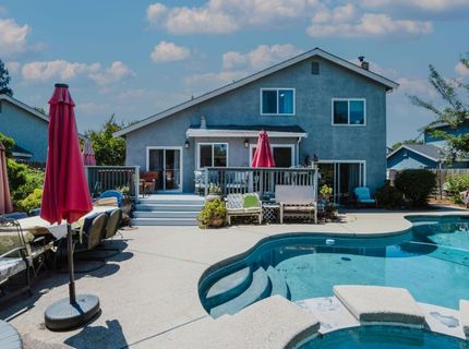 9881 Turtle Dove Ct, Elk Grove, CA 95624 Photo