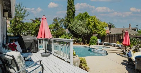 9881 Turtle Dove Ct, Elk Grove, CA 95624 Photo