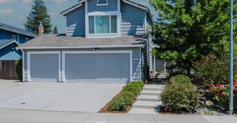 9881 Turtle Dove Ct, Elk Grove, CA 95624 Photo