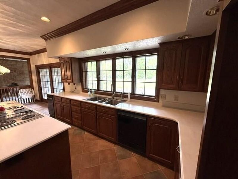 4020 Dillon Hills Drive, Nashport, OH 43830 Photo 16