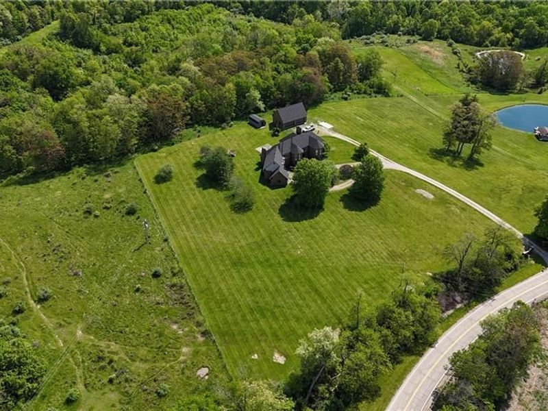 4020 Dillon Hills Drive, Nashport, OH 43830 Photo 5