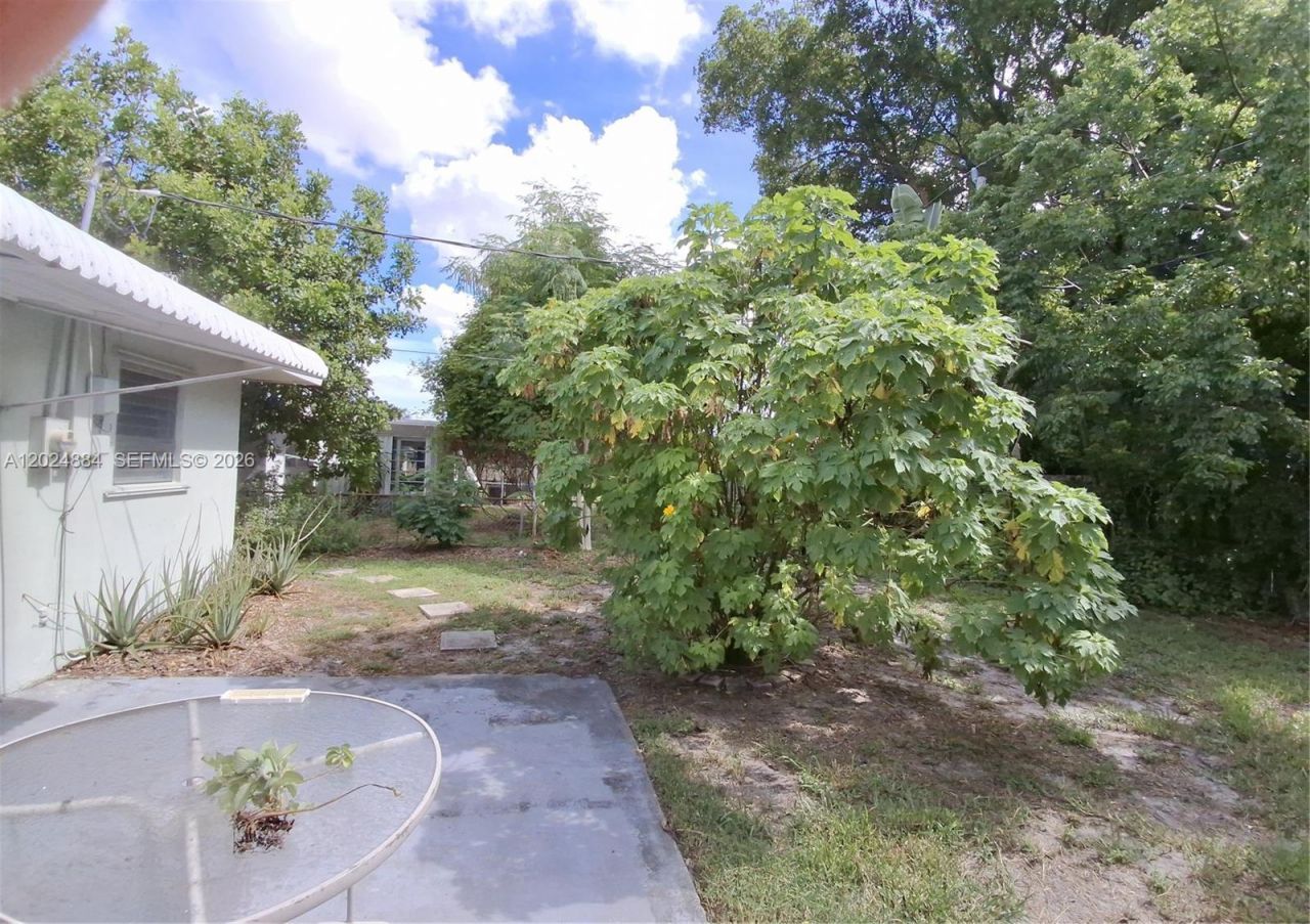 4010 NE 18th Ave, Unit 4010, Pompano Beach, FL 33064 Photo