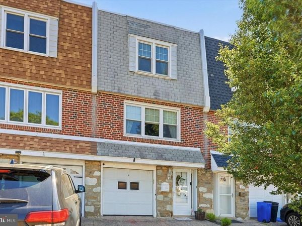 3746 S HEREFORD LANE , PHILADELPHIA, PA 19114
