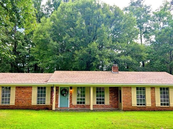 8 Mar - Ree Dr., Laurel, MS 39440