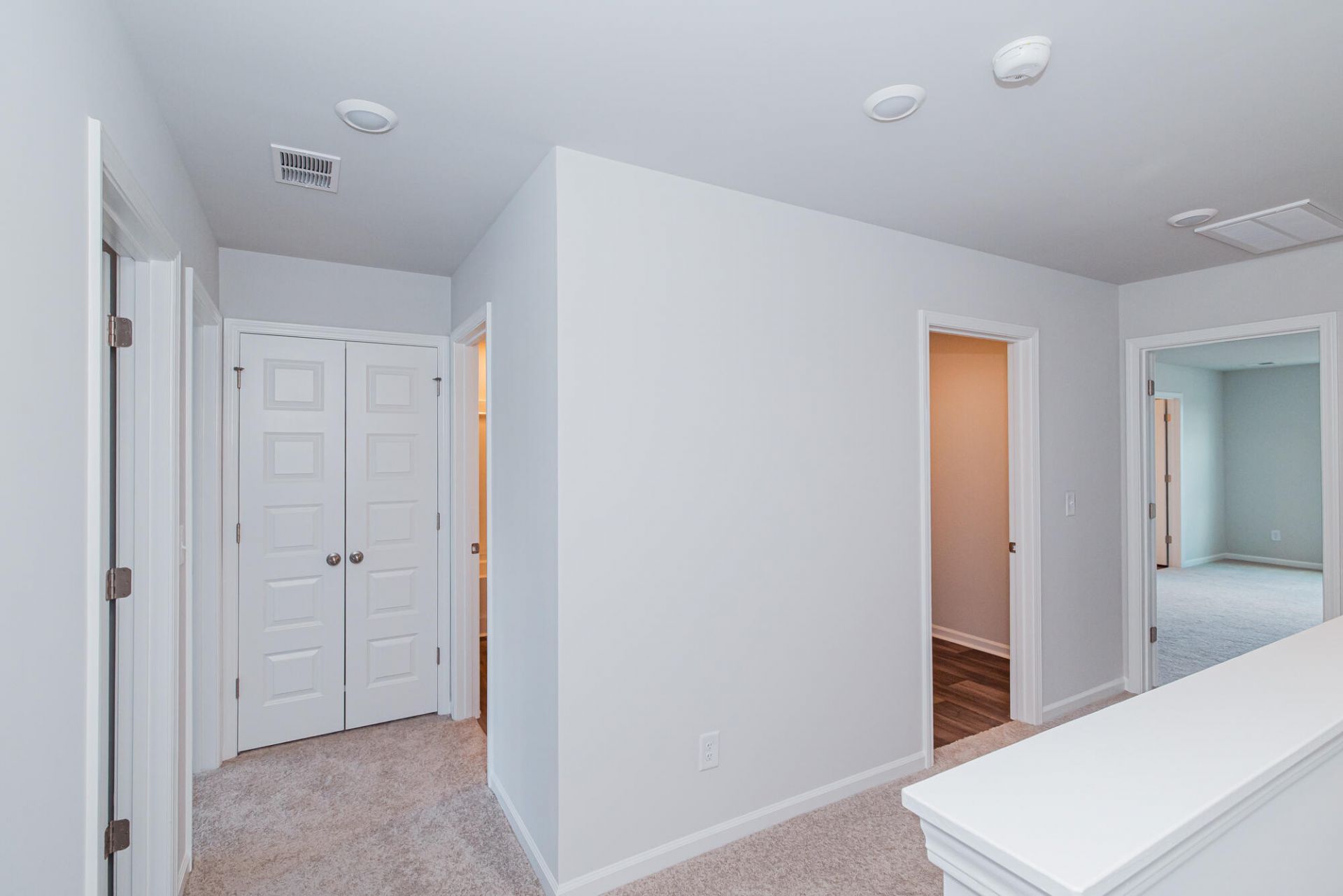 402 Tiliwa Street Photo 21