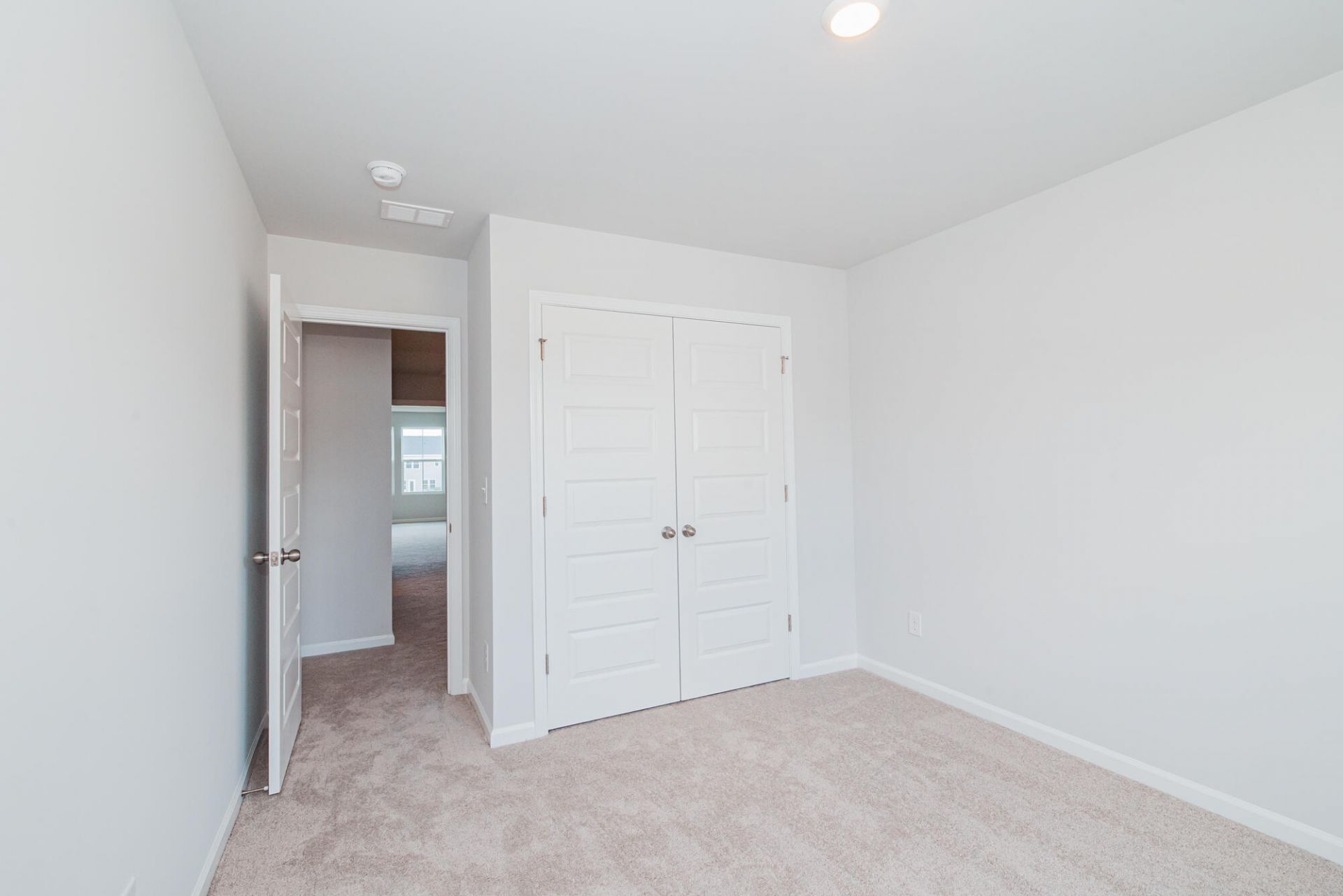 402 Tiliwa Street Photo 23