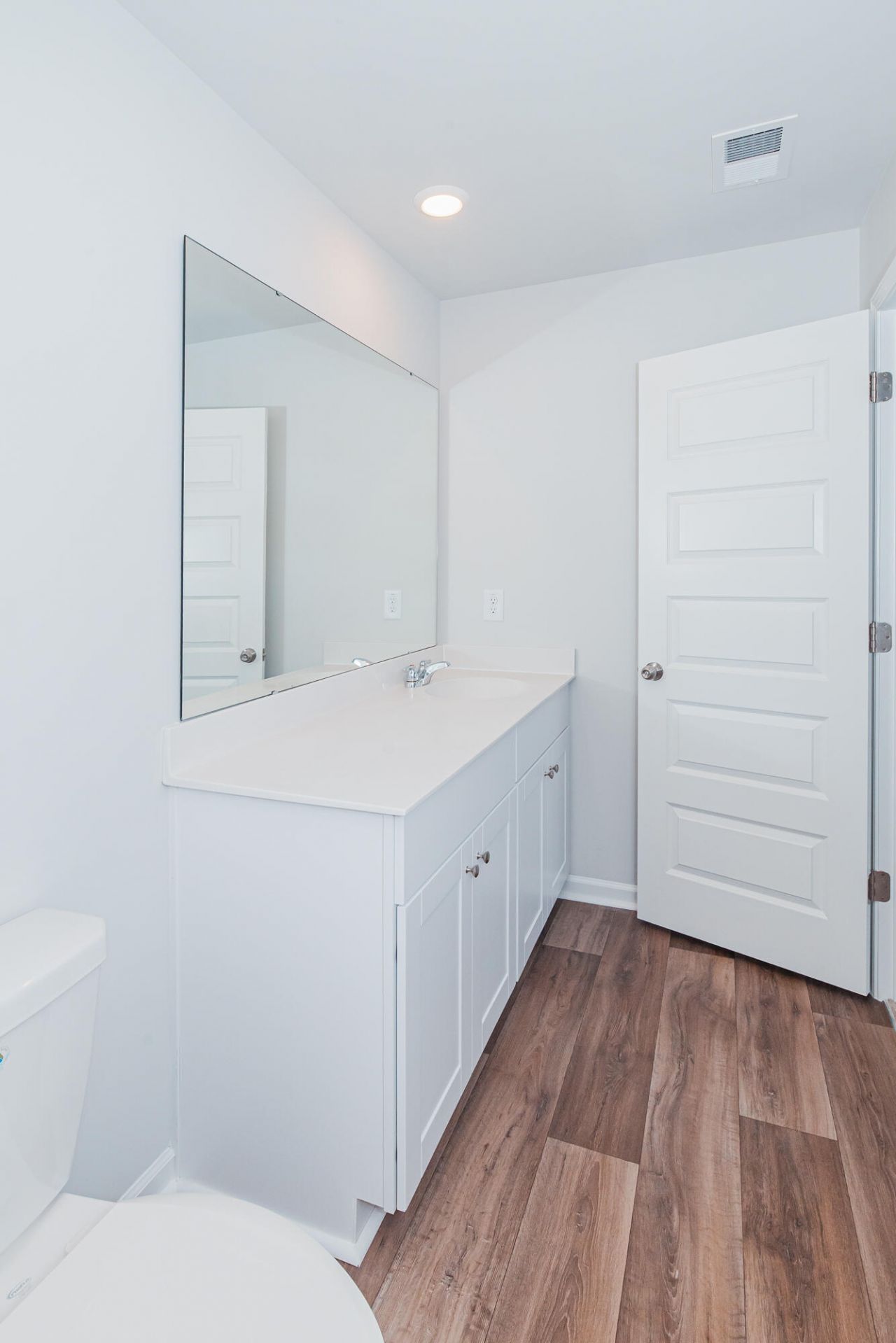 402 Tiliwa Street Photo 29