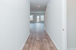 402 Tiliwa Street photo 4