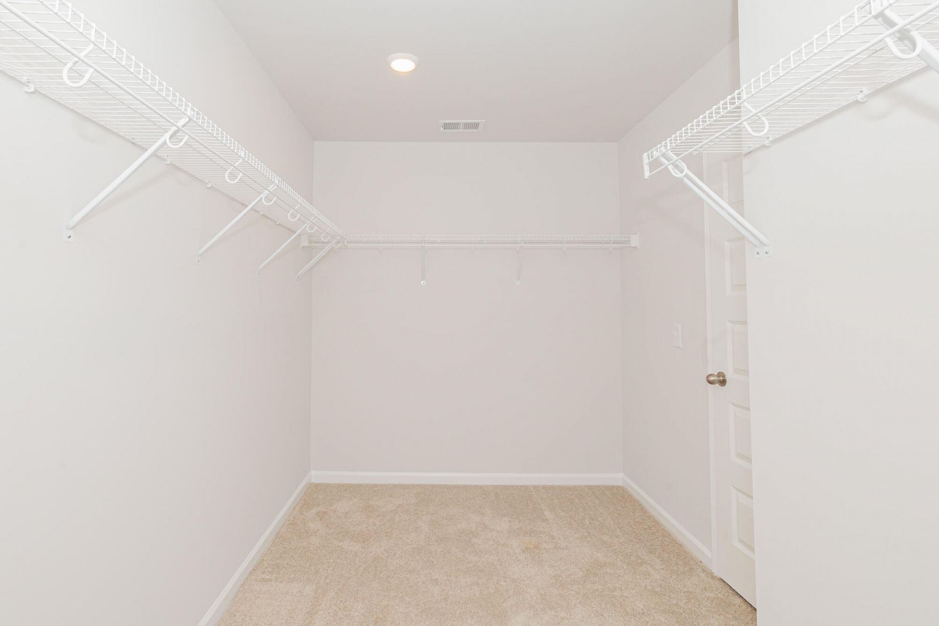 402 Tiliwa Street Photo 34