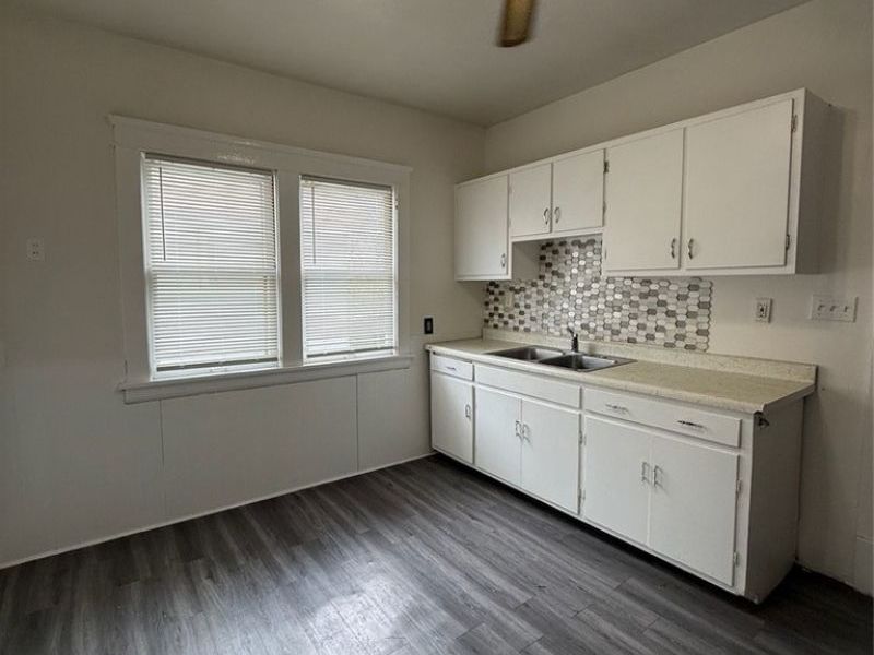 1220 E 176th Street, Unit 2/UP, Cleveland, OH 44119 Photo 6