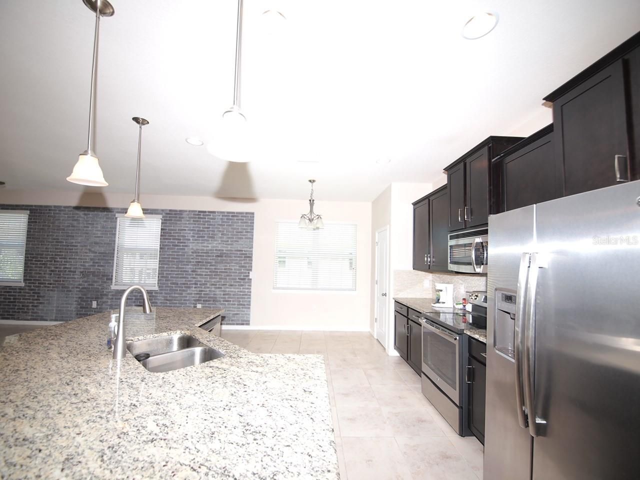 3125 Oriole Drive, Unit 104, Sarasota, FL 34243 Photo