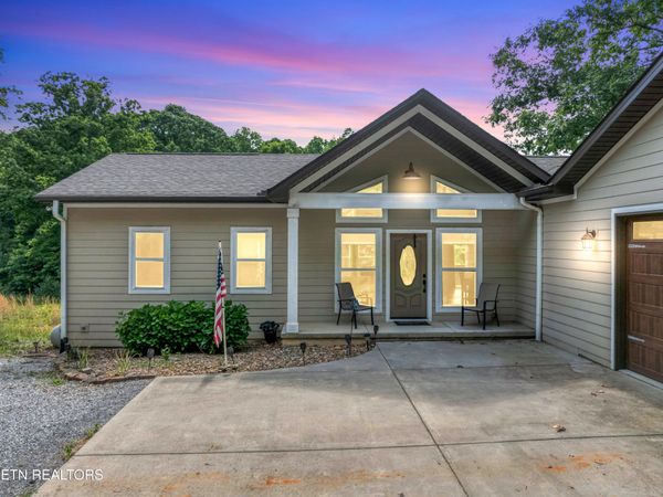475 Short Bark Rd, Madisonville, TN 37354