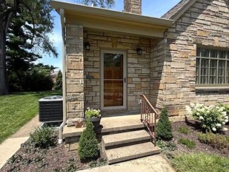 1119 Abbey Place , Zanesville, OH 43701 Photo 3