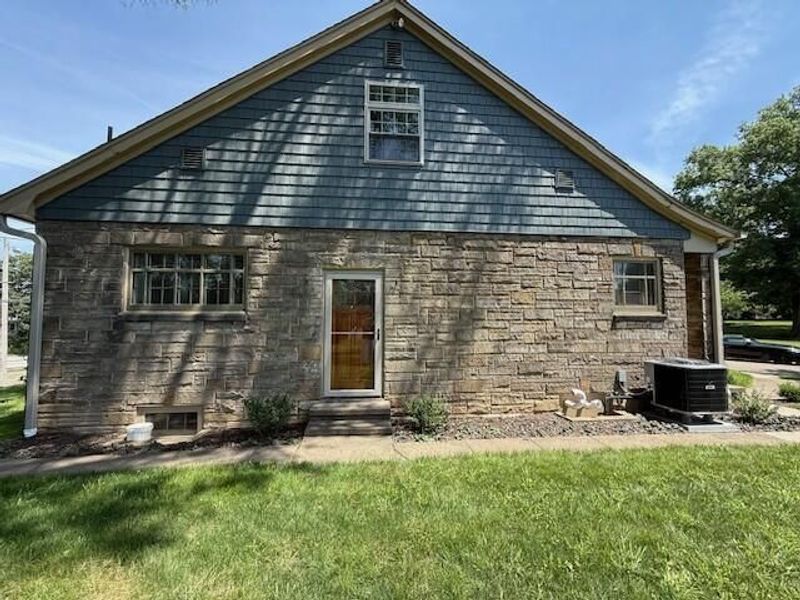 1119 Abbey Place , Zanesville, OH 43701 Photo 5