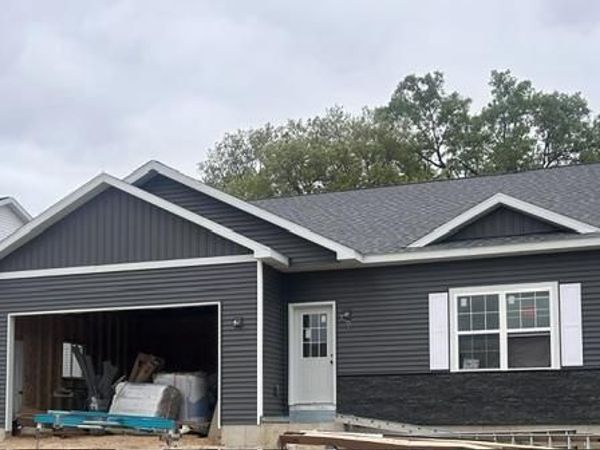 636 Lake View Avenue, Merrimac, WI 53561