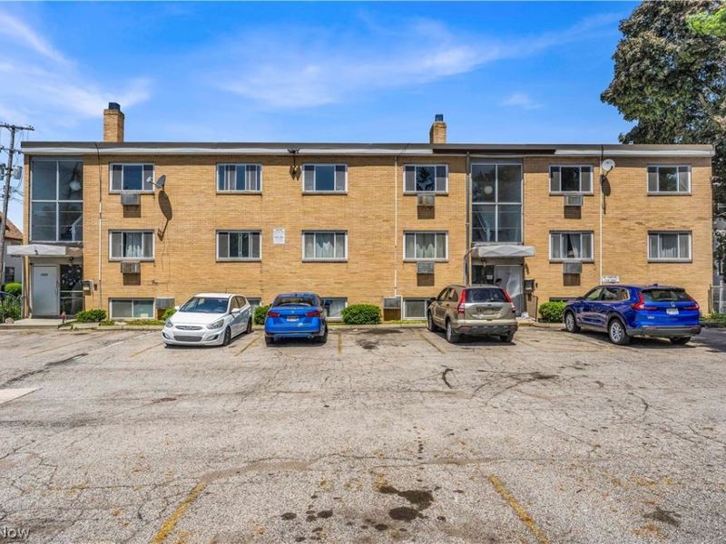 1415 Wyandotte Avenue, Unit 304, Lakewood, OH 44107 Photo 1