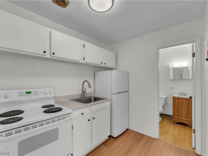 1415 Wyandotte Avenue, Unit 304, Lakewood, OH 44107 Photo 10