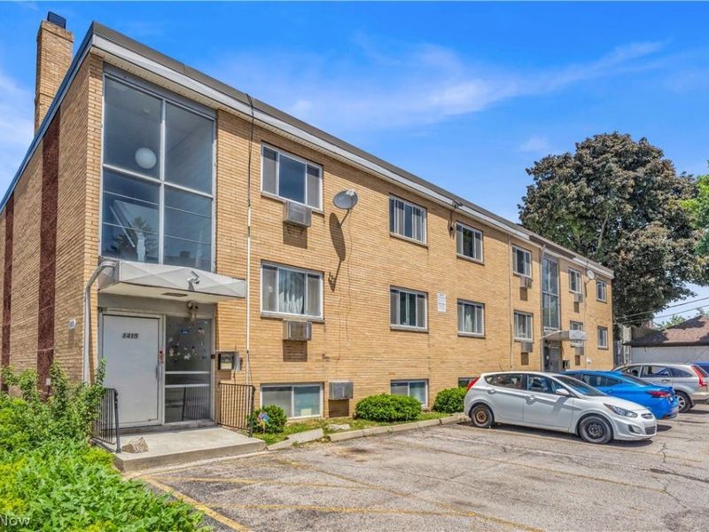 1415 Wyandotte Avenue, Unit 304, Lakewood, OH 44107 Photo 2