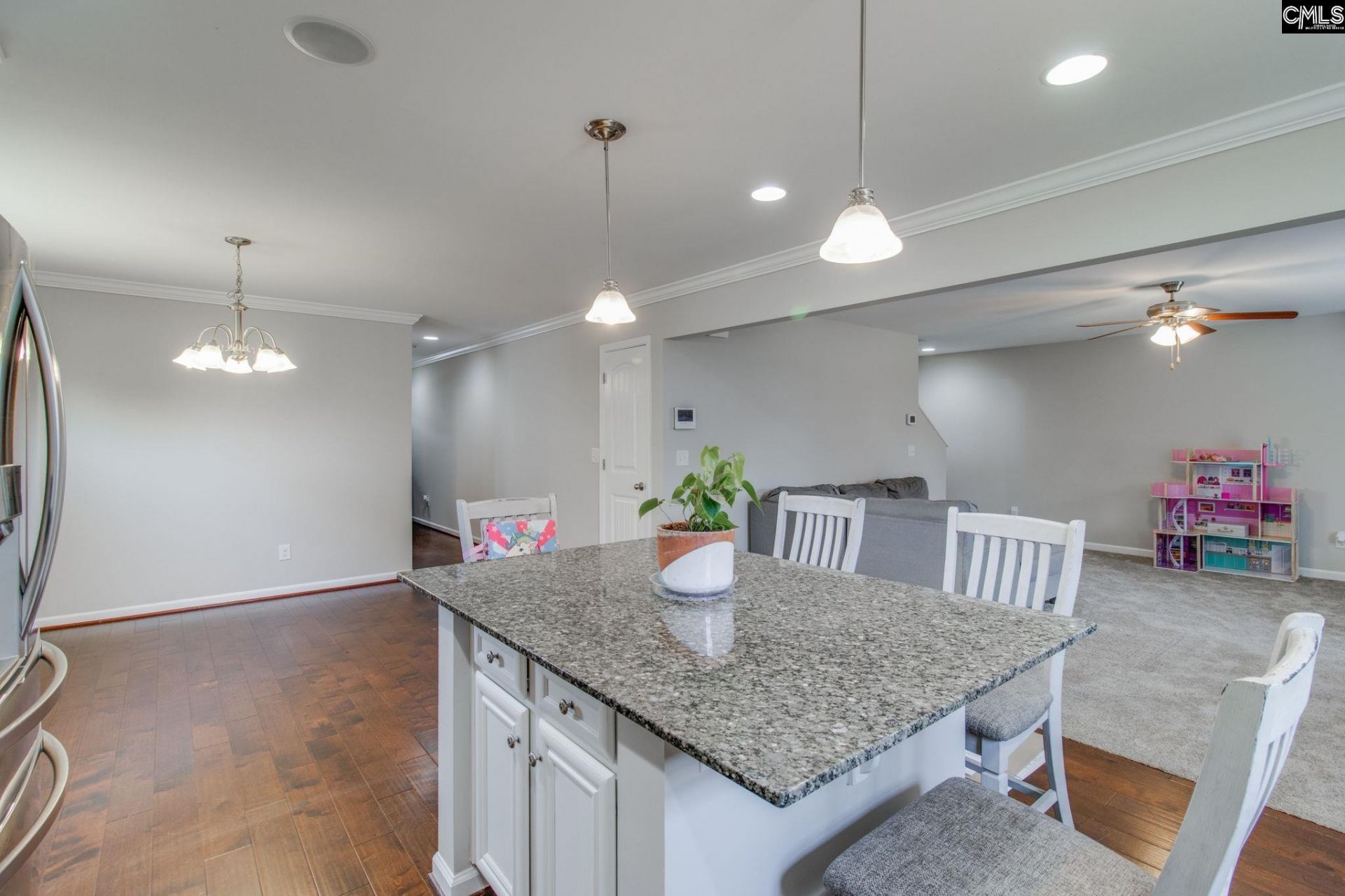 511 Connecticut Avenue  Photo 12
