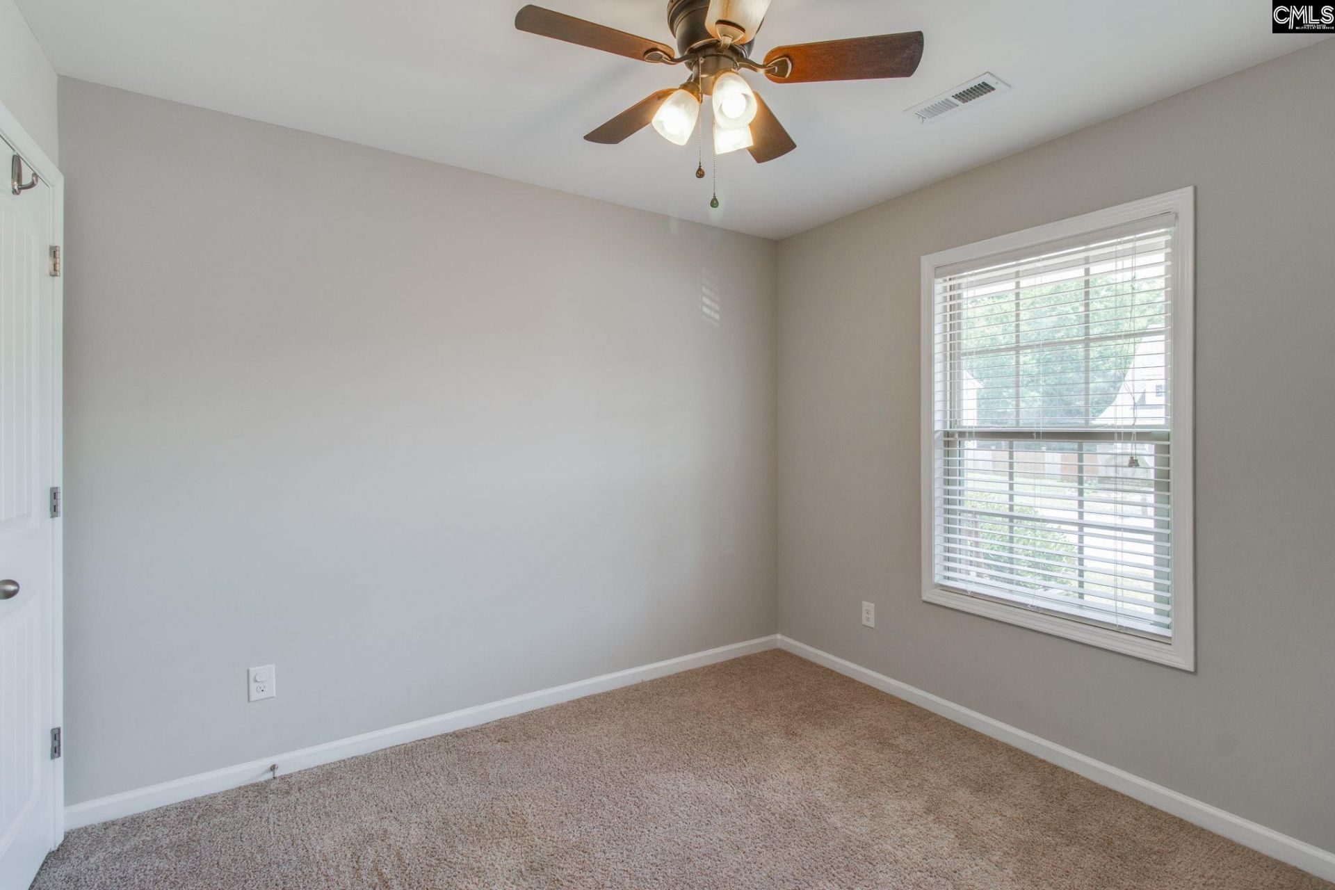 511 Connecticut Avenue  Photo 29