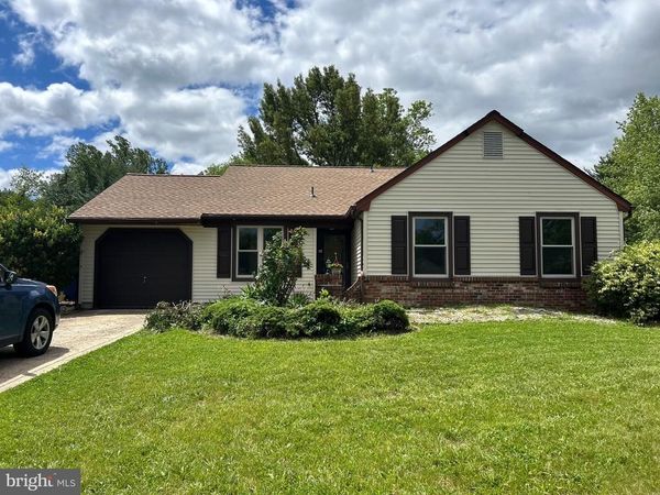 23 LAWRENCE LANE, WESTAMPTON, NJ 08060
