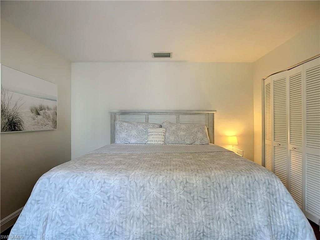 2860 Citrus Lake Dr, Unit R-202, Naples, FL 34109 Photo