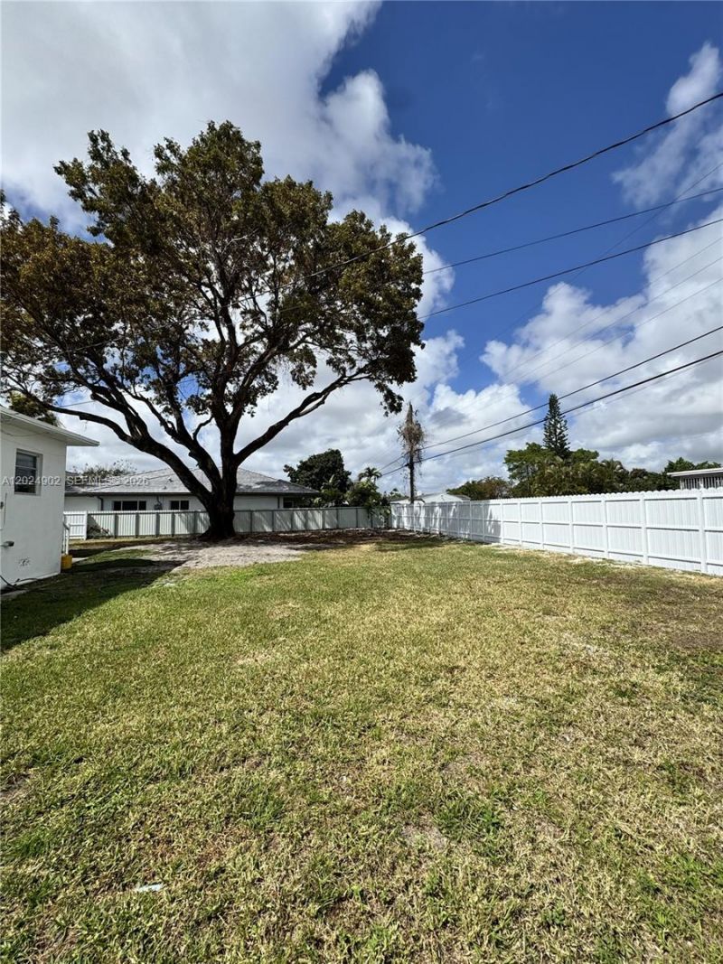 5353 SW 6th St , Unit -, Miami, FL 33134 Photo