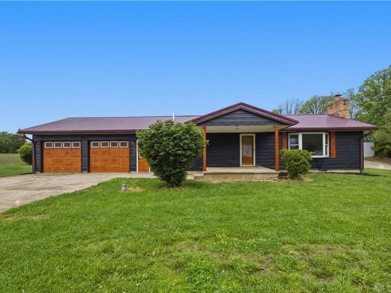 9211 Pitsburg Laura Road, Monroe Township, OH 45304 Photo 1