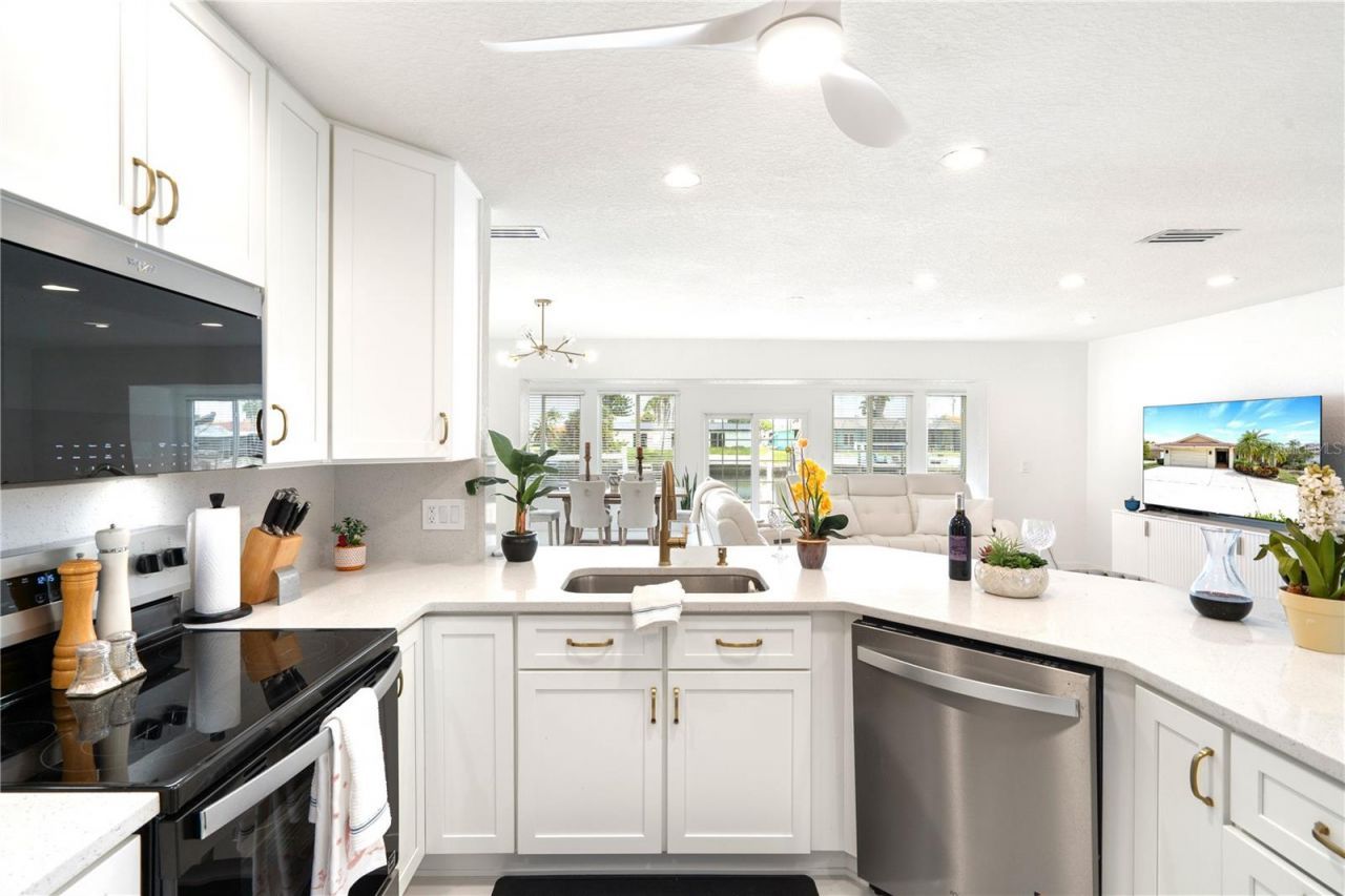 3517 Seaway Drive , New Port Richey, FL 34652 Photo