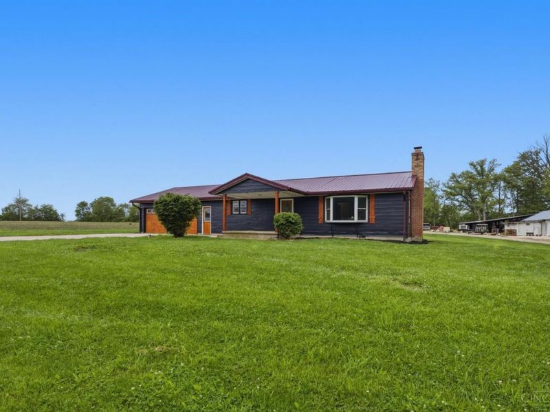 9211 Pitsburg Laura Road, Arcanum, OH 45304 Photo 5