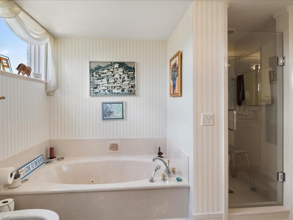 6075 Pelican Bay Blvd, Unit 506, Naples, FL 34108 Photo