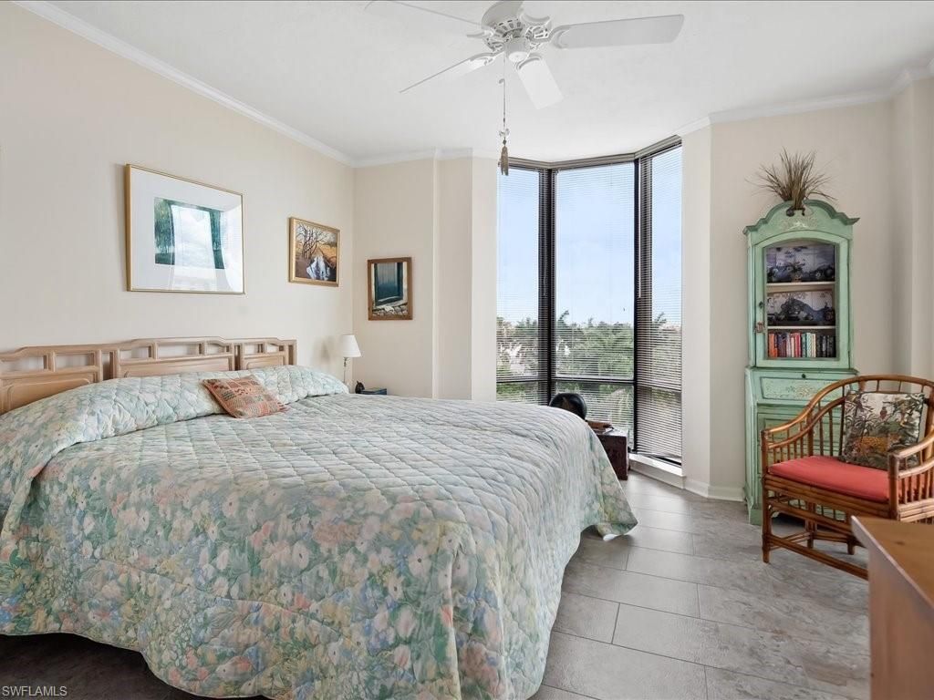 6075 Pelican Bay Blvd, Unit 506, Naples, FL 34108 Photo