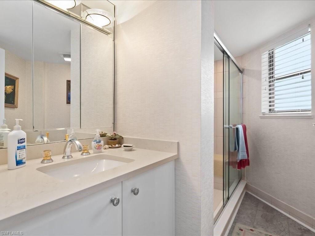 6075 Pelican Bay Blvd, Unit 506, Naples, FL 34108 Photo