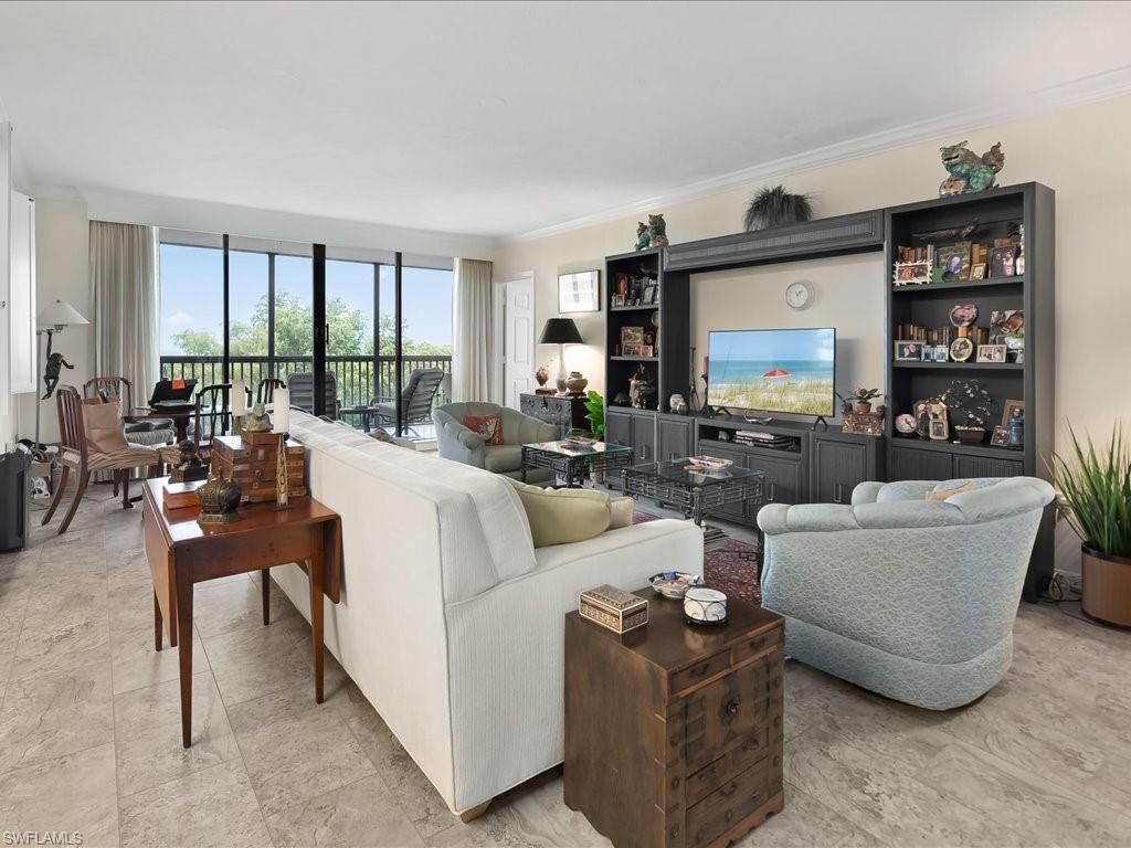 6075 Pelican Bay Blvd, Unit 506, Naples, FL 34108 Photo