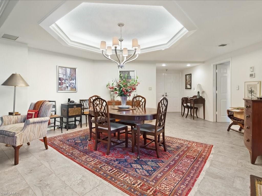 6075 Pelican Bay Blvd, Unit 506, Naples, FL 34108 Photo