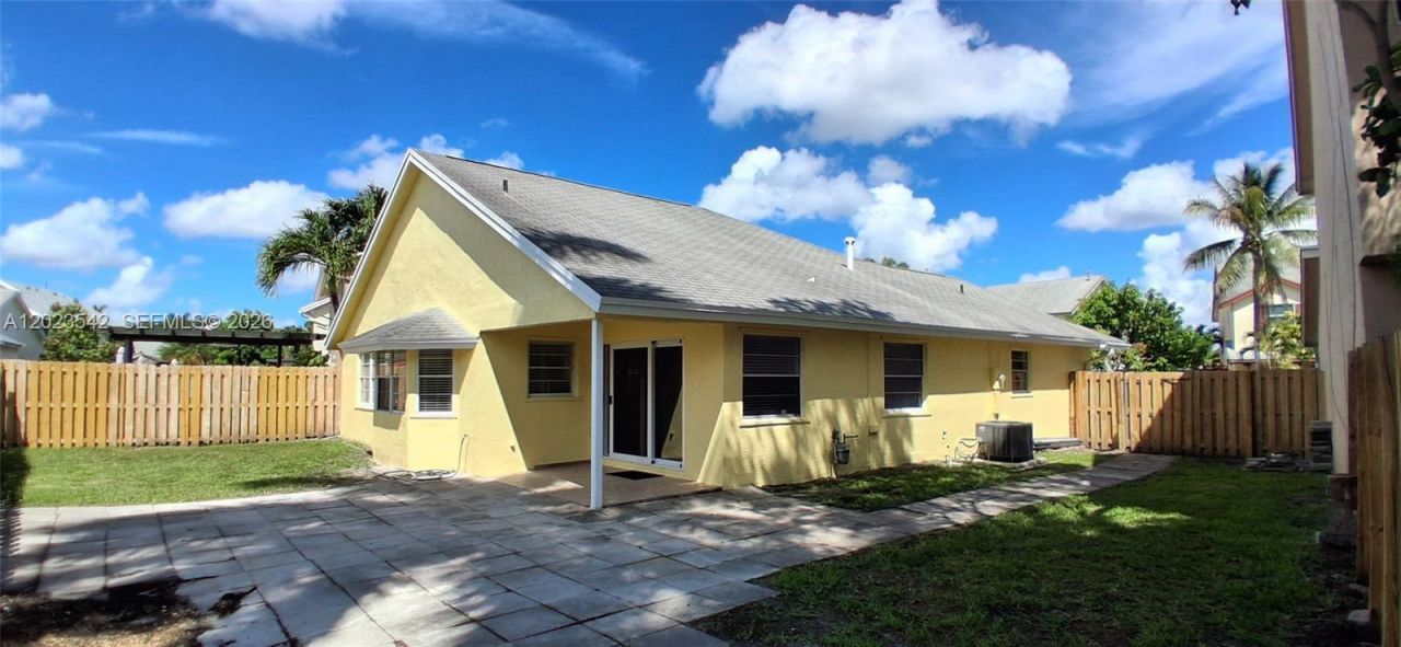 3277 NW 123rd Ave, Unit 1, Sunrise, FL 33323 Photo