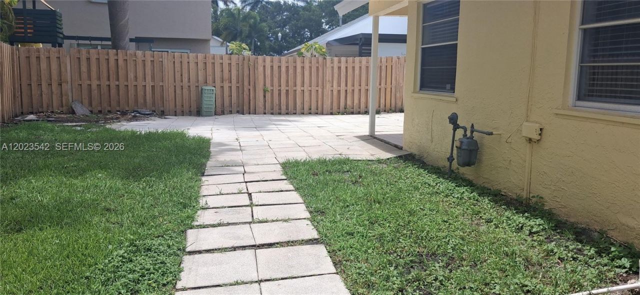 3277 NW 123rd Ave, Unit 1, Sunrise, FL 33323 Photo