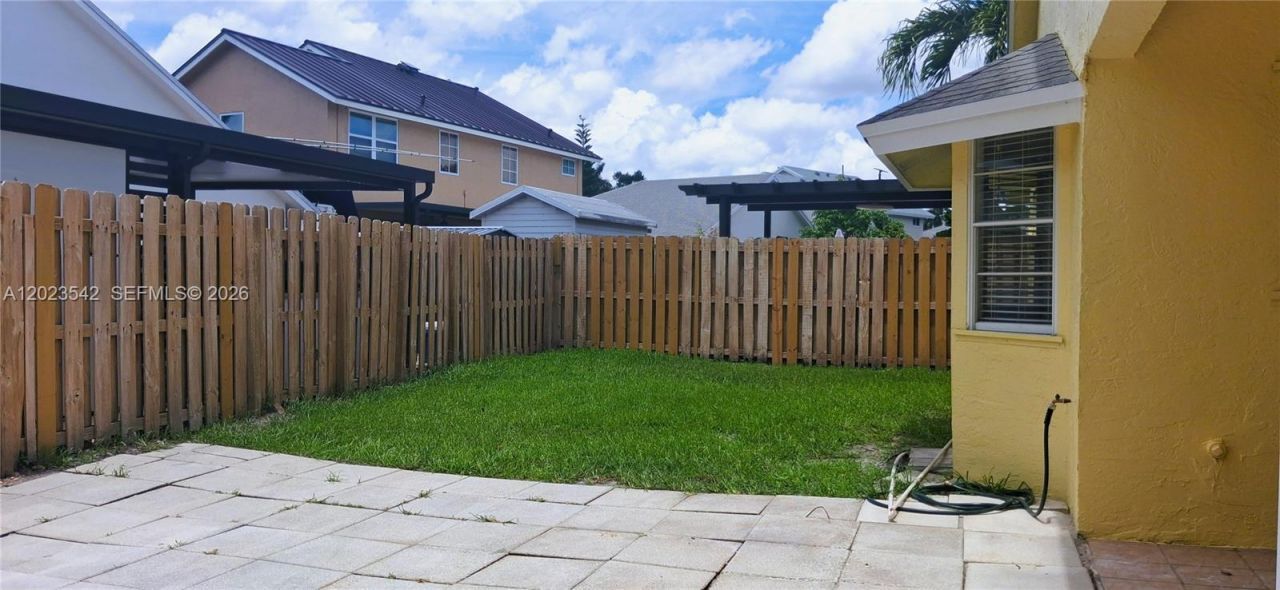3277 NW 123rd Ave, Unit 1, Sunrise, FL 33323 Photo