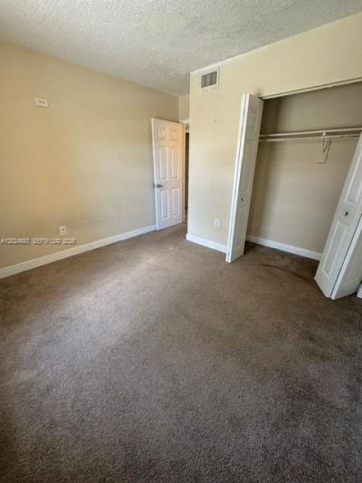 525 W 69th St, Unit 101, Hialeah, FL 33014 Photo