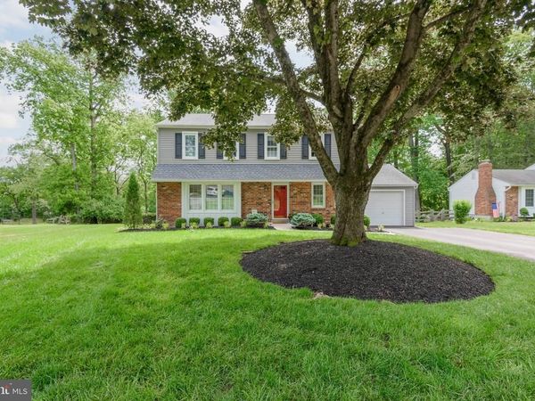 215 ELTON CIRCLE, WEST CHESTER, PA 19382