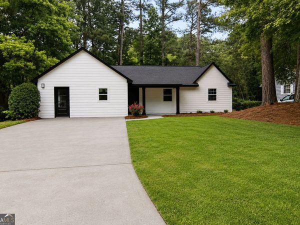 418 Martin Drive, Jonesboro, GA 30238