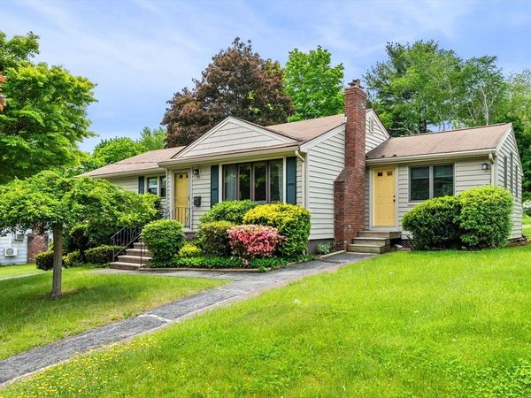 29 Patricia Rd, Peabody, MA 01960