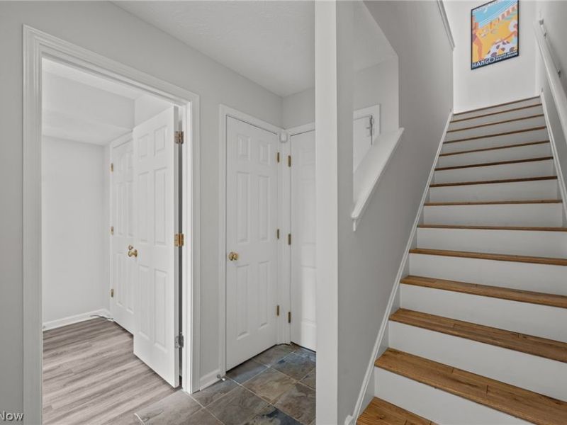3901 Vine Court, Cleveland, OH 44113 Photo 8