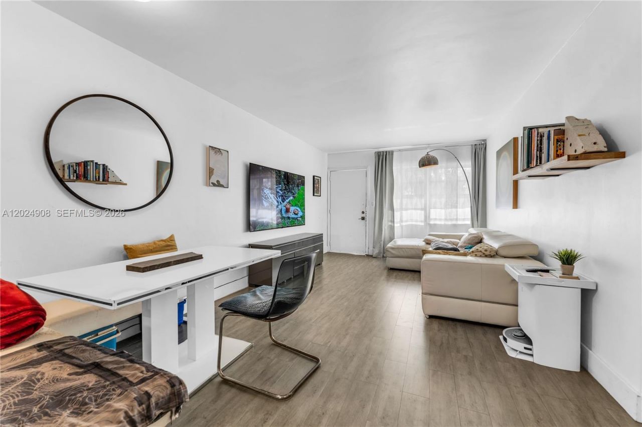 645 NE 77th St, Unit 1, Miami, FL 33138 Photo