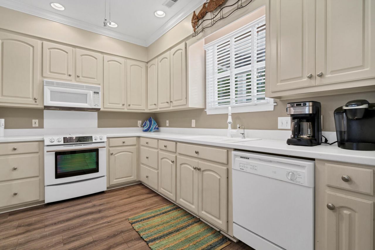 705 Sandpiper Ridge Photo 11