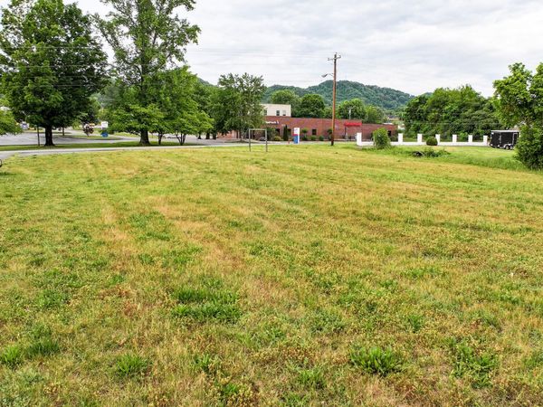 000 Locust, Rogersville, TN 37857