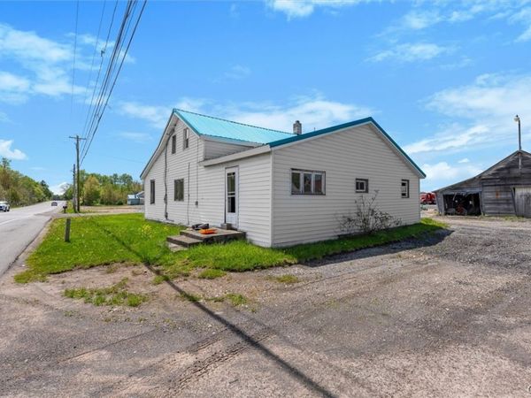 1895 US Route 11 , Hastings, NY 13076