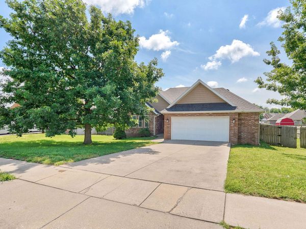 198 Meadowlark , Willard, MO 65781
