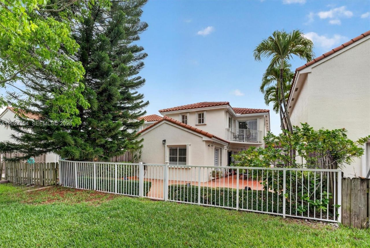 14930 SW 104th St , Unit 27, Miami, FL 33196 Photo