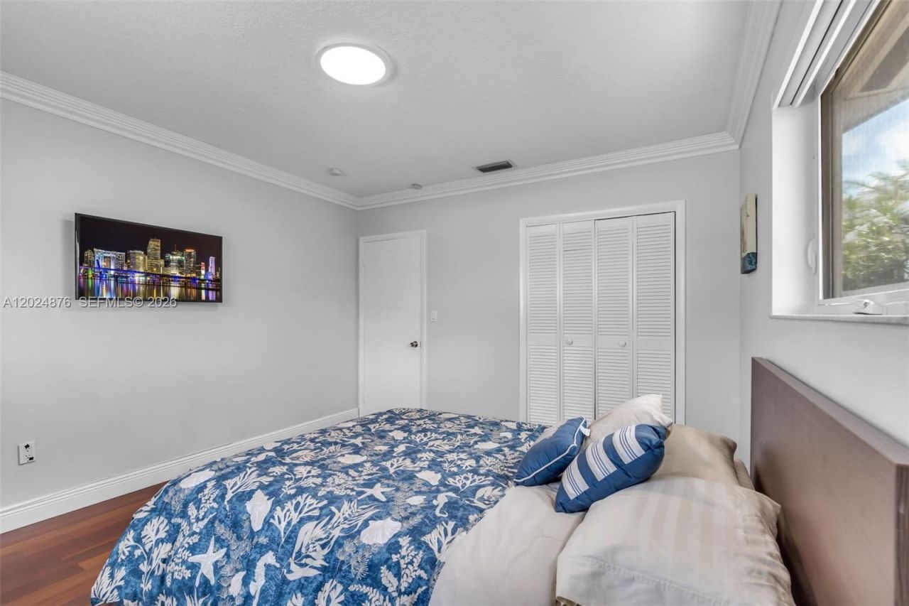 1261 NE 82nd St, Miami, FL 33138 Photo